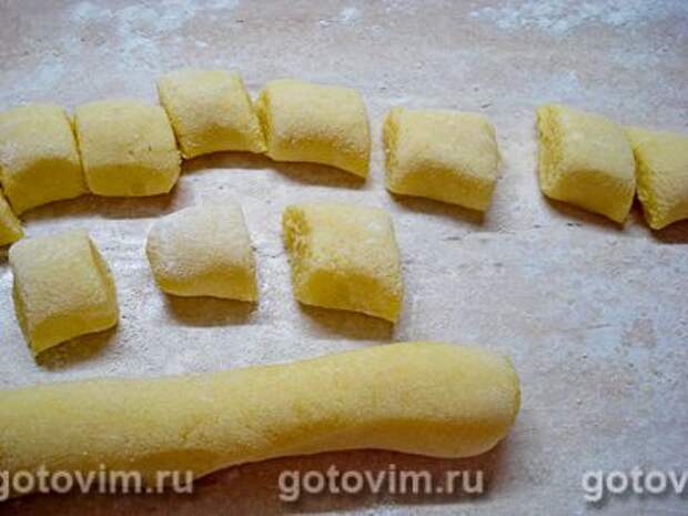 Фотографии рецепта Картофельные клецки на овощной подушке, 06 Картофельные клецки на овощной подушке, Шаг 06