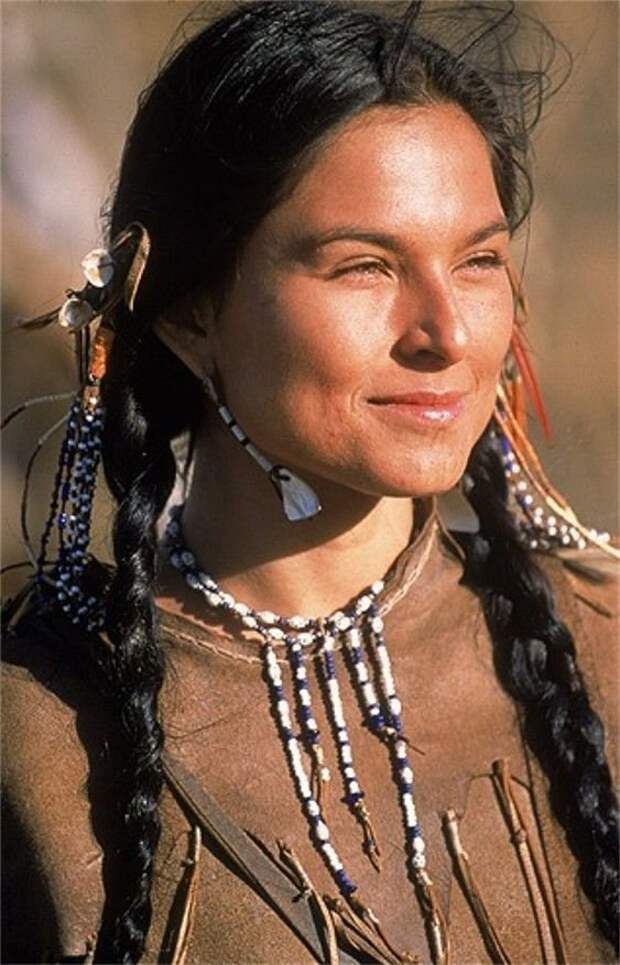 Сакаджавея — молодая женщина из индейского племени северных шошонов, проживавшего на территории, где сейчас находится штат Айдахо женщины, индейцы, красота, племена, прерии