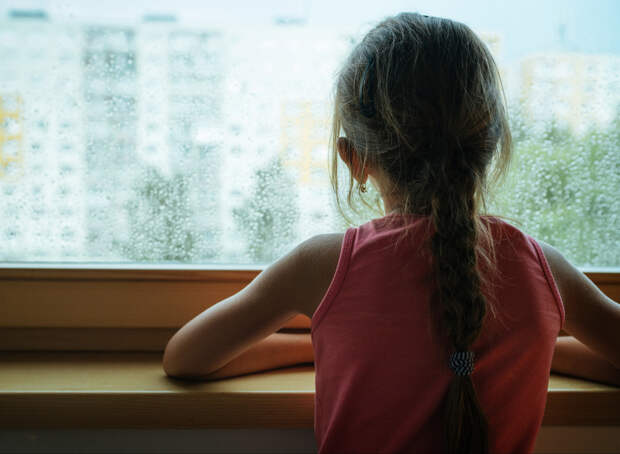 Суд лишил прав родителей девочки, которая пять лет жила в перинатальном центре
