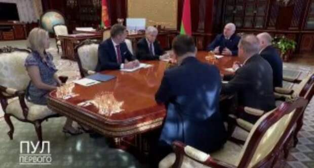 Лукашенко не стал ходить кругами перед делегацией США: вы воюете против наших друзей