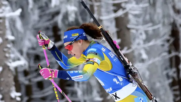 Ханна Эберг выиграла спринт на этапе КМ, Нигматуллина — 17-я