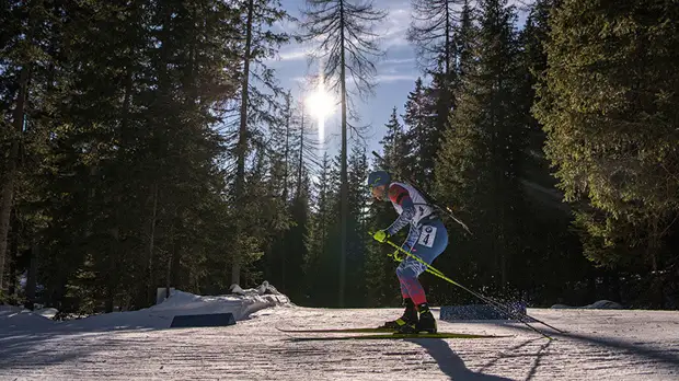 Не лучший спринт: Логинов и Елисеев финишировали за пределами топ-10 на этапе КМ по биатлону в Контиолахти