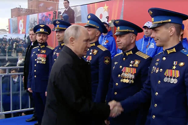 Парад в честь Дня Победы на Красной площади в Москве завершился