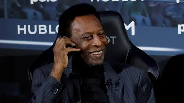 Пеле выписали из больницы после операции