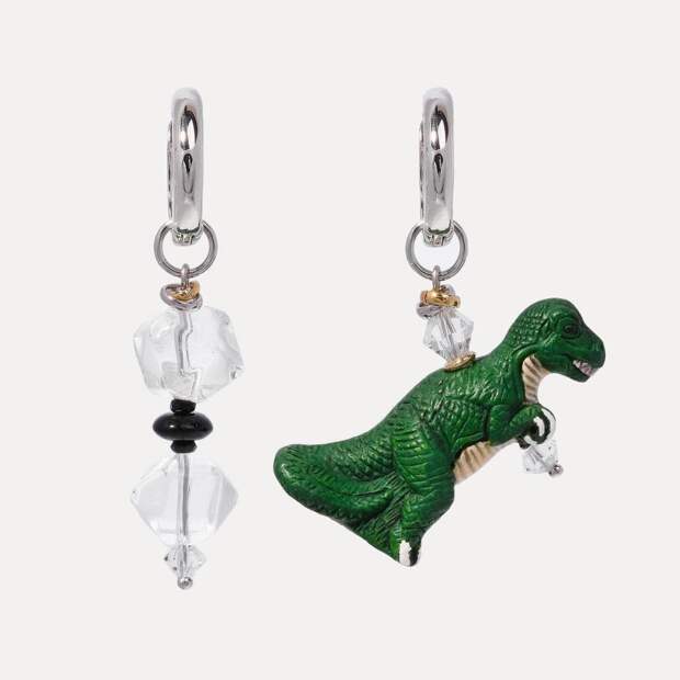 Серьги Dino, Coffee x Lemons, 10 500 руб. (coffeexlemons.ru)
