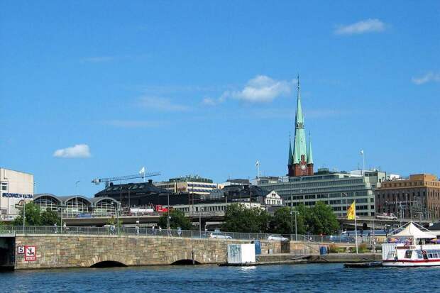 В европейскую страну прибыло рекордно низкое число просителей убежища