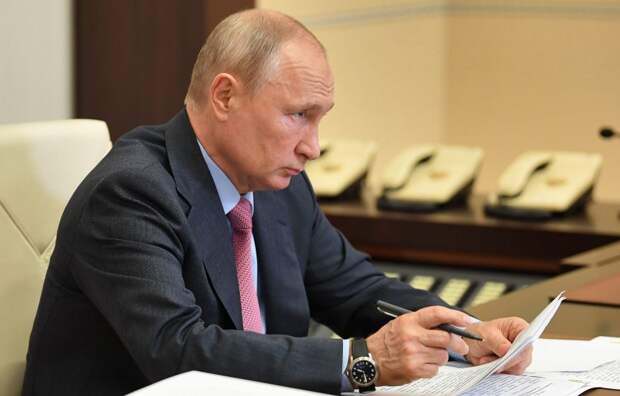 Президент РФ подписал закон о санкциях для всех иностранцев, нарушающих права россиян Президент РФ подписал закон о санкциях для всех иностранцев, нарушающих права россиян
