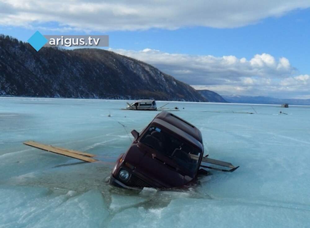 Машины на дне Байкала. Затонувшие машины на Байкале. Затонувшая техника Байкала. Машины на дне Байкала видео. К чему снится машина в воде