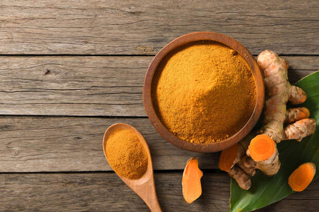 Nutrients: куркума помогает облегчить хроническую боль у взрослых