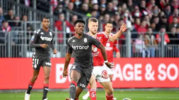 «Монако» в гостях уступил «Бресту» в Лиге 1, Головин вышел на 58-й минуте