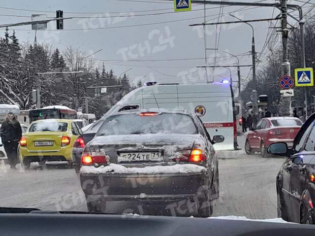 Из-за ДТП образовалась многокилометровая пробка на проспекте Ленина и Щекинском шоссе в Туле