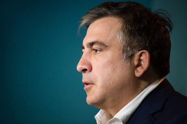 За украинский паспорт: Саакашвили раскрыл, чего боится Порошенко