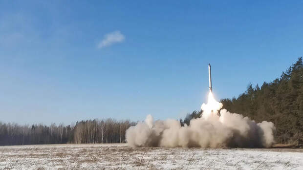 ВС РФ поразили центральную базу ракетно-артиллерийского вооружения ВСУ