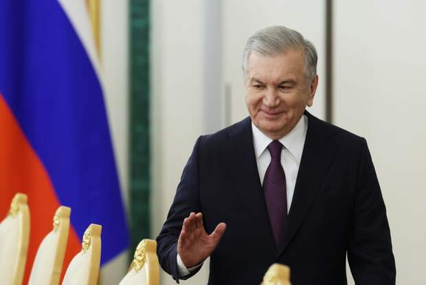 Еще один дружественный России лидер пропустит Парад Победы в Москве