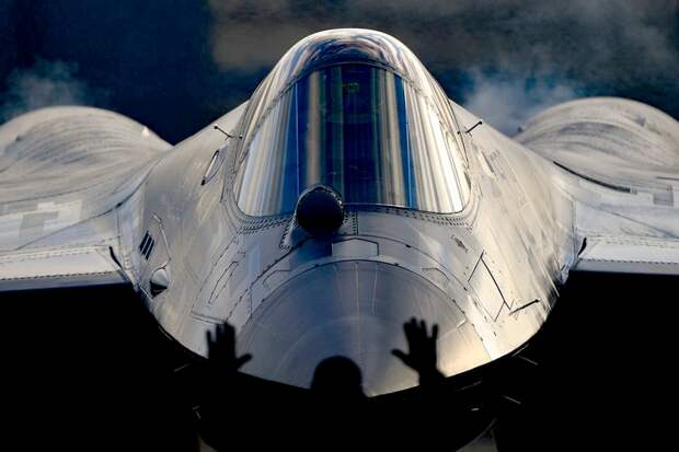 MWM назвал главное преимущество Су-57 перед F-22 и F-35