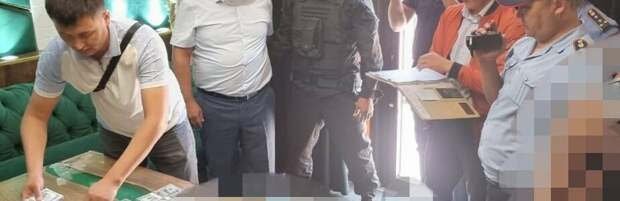 32 млн тенге вымогали преступники у медработников Туркестанской области