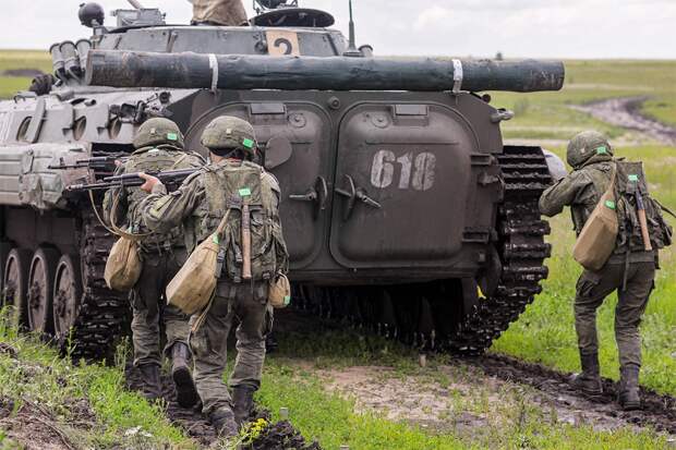 Армия России прорывает оборону врага в Парасковиевке, приближаясь к Константиновке (КАРТА)