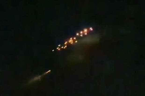 Иран нанес удары по базе США в Катаре и инфраструктуре ПРО в Израиле