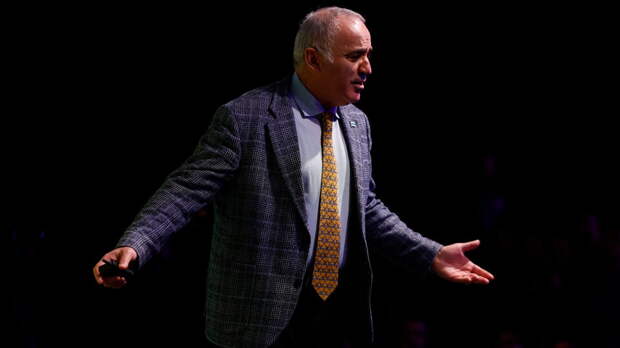 Каспарова* обвиняют в уклонении от обязанностей иноагента