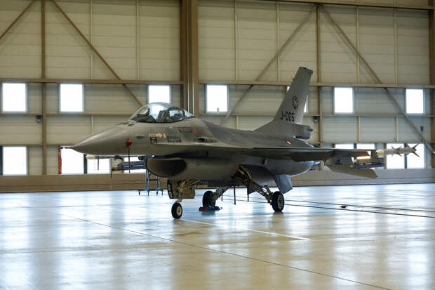 Джабаров: Россия имеет право сбивать нидерландские F-16 в случае их атаки на РФ