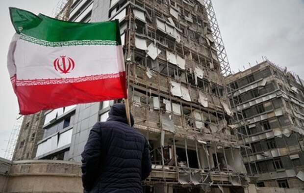 Иран пообещал не наносить удары по соседним странам