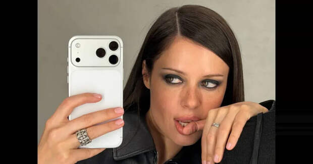 "Сделаю в конце концов операцию". Ксения Шипилова собирается радикально бороться с синяками под глазами