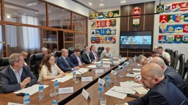 Александр Гончаров принял участие в совместном заседании комитетов Союза промышленников и предпринимателей и Южно-Уральской ТПП по вопросам энергетики