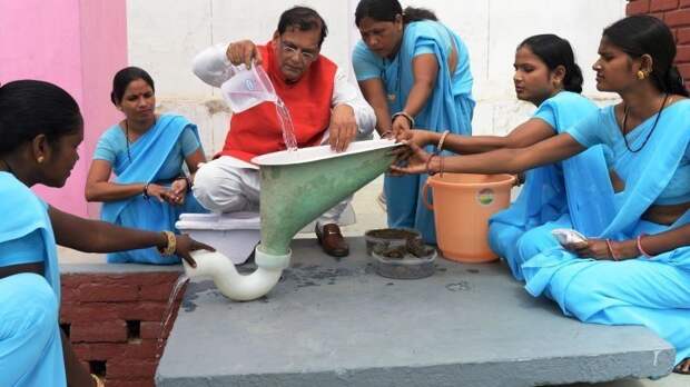 Власти Индии приняли специальные программы по пропаганде… туалетов. Но убедить удается далеко не всех