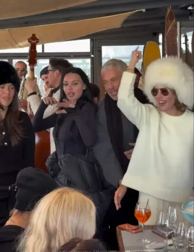 Ксения Шипилова, Оксана Самойлова, Александр Рогов и Ксения Собчак