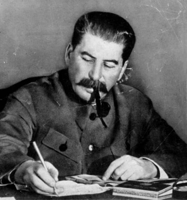 Фото открытых источников                              Сталин