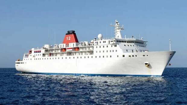 «Нет, спасибо»: Гренландия завернула обратно госпитальное судно Трампа