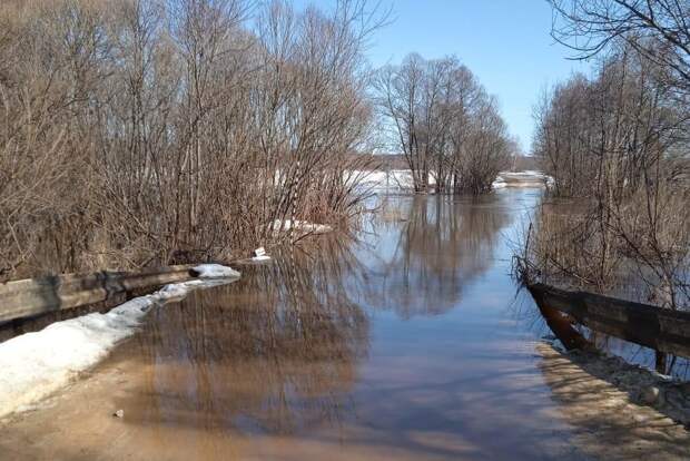 В Рязанской области из-за подъема воды затопило еще два моста, объездные пути отсутствуют
