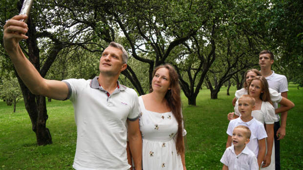 Количество многодетных семей в Москве выросло почти в четыре раза