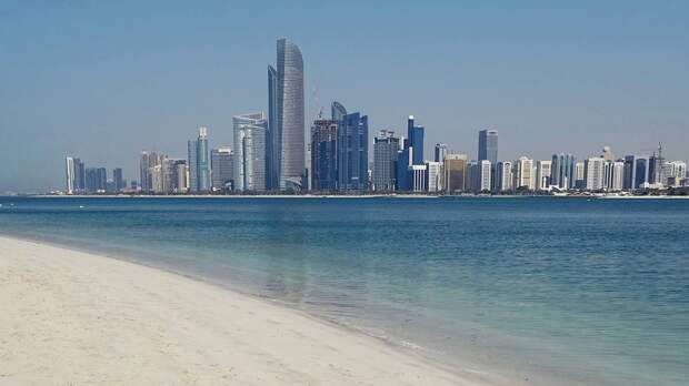 CNN: Мощный взрыв прогремел в Абу-Даби