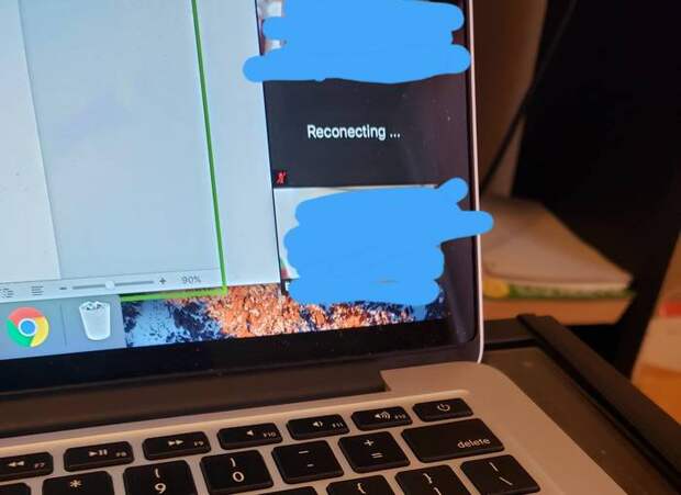 Ученик переименовал себя в «Reconnecting ..» на онлайн уроке и сделал вид, что у него проблемы с интернетом, чтобы не участвовать на уроке Ученик переименовал себя в «Reconnecting ..» на онлайн уроке и сделал вид, что у него проблемы с интернетом, чтобы не участвовать на уроке