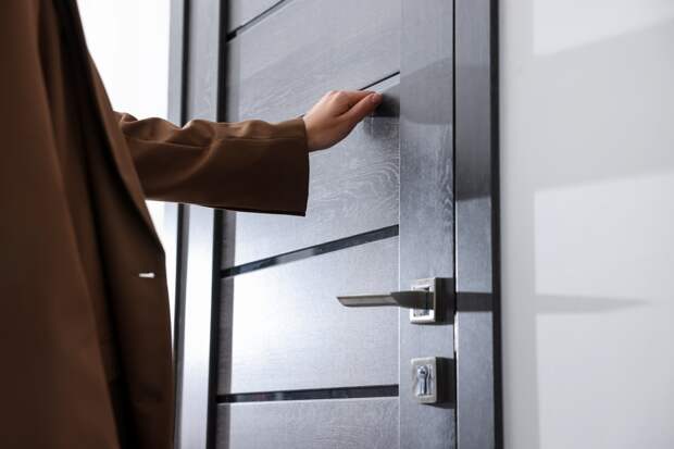 Россиянам рассказали о защите от покушений по заданию аферистов