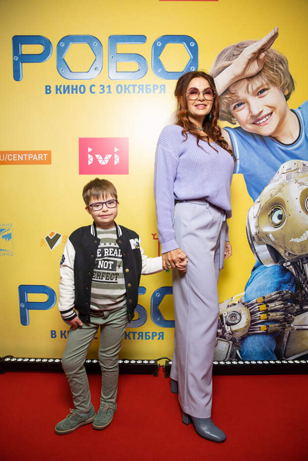 Женаты, с детьми: Катерина Шпица, Михаил Башкатов и Анна Большова