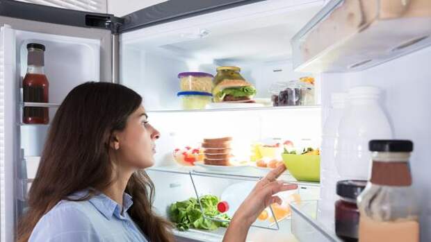 Как сэкономить на электричестве, но не потерять продукты: что вы неправильно делаете с вашим холодильником
