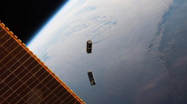 NYT: США хотят разместить в космосе средства нападения на спутники