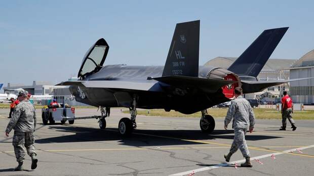 Bloomberg: Пентагон отложил выпуск F-35 из-за проблем с коррозией