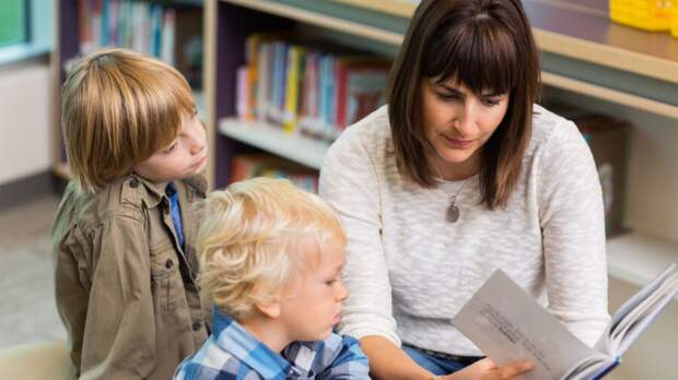 Психолог Рейнталь: детей нужно обучать иностранным языкам с двух-четырех лет