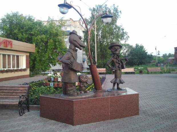 Памятники мультипликационным персонажам и героям сказок Памятники мультипликационным персонажам и героям сказок мультипликационные персонажи, памятники