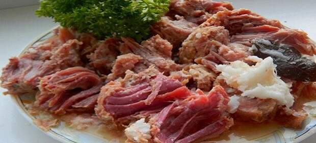 Тушенка из свинины в домашних условиях — 9 лучших рецептов вкусной мясной заготовки