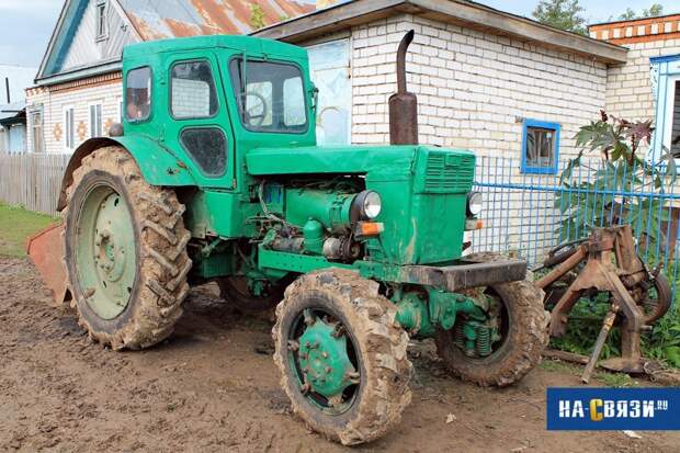 Смешались в кучу колесные тракторы: серийные и самолепные. Автомобили СССР, ретро авто