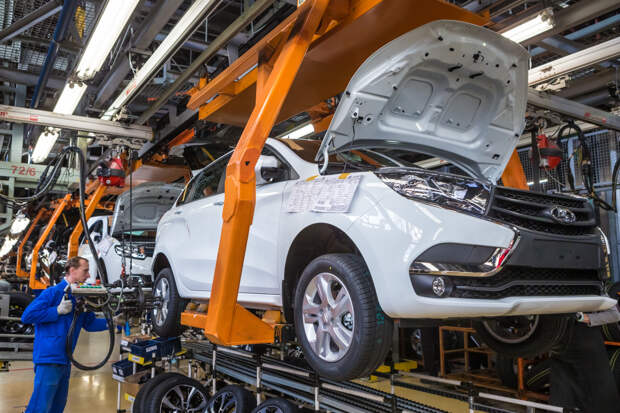 АвтоВАЗ рассматривает переход на четырёхдневку из‑за падения продаж