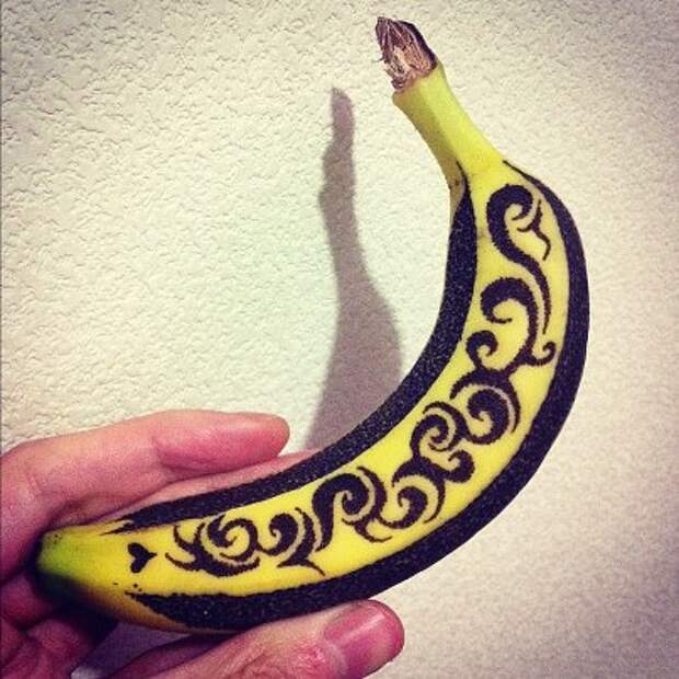 tumblr miv1q6IAJ11s3zz9ko1 500 Удивительные рисунки на бананах