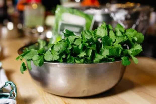 Какая гадость ваша кинза! 13 продуктов, которые чаще всего ненавидят