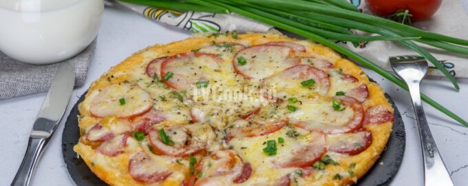 Пицца с сервелатом и томатами с сыром на сковороде вкусный рецепт с фото пошагово и видео