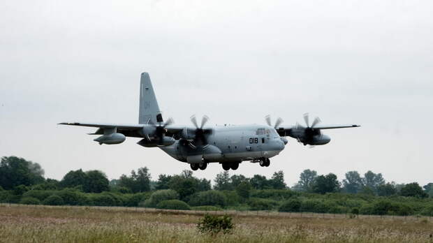 Число погибших при крушении набитого деньгами самолета ВВС Боливии выросло до 15