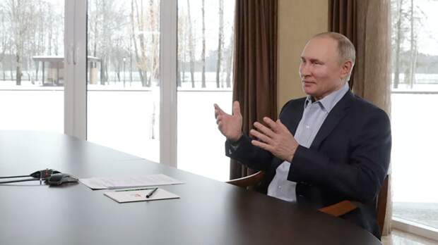 Путин рассказал о попытках других стран помешать авиастроению в России